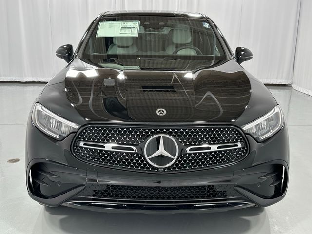 2025 Mercedes-Benz GLC 300