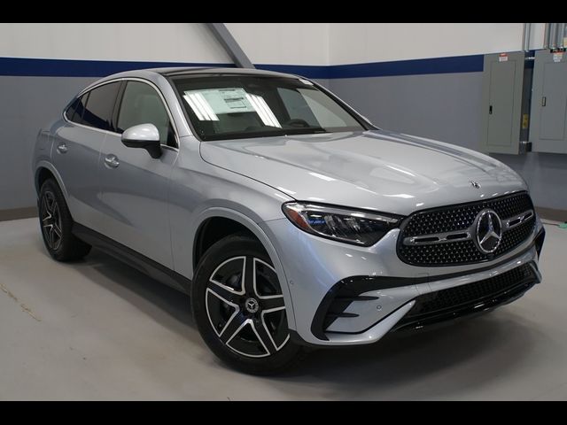 2025 Mercedes-Benz GLC 300