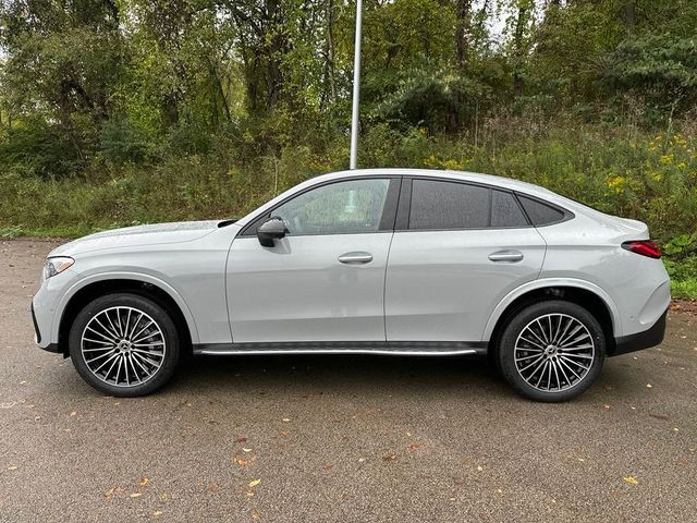 2025 Mercedes-Benz GLC 300