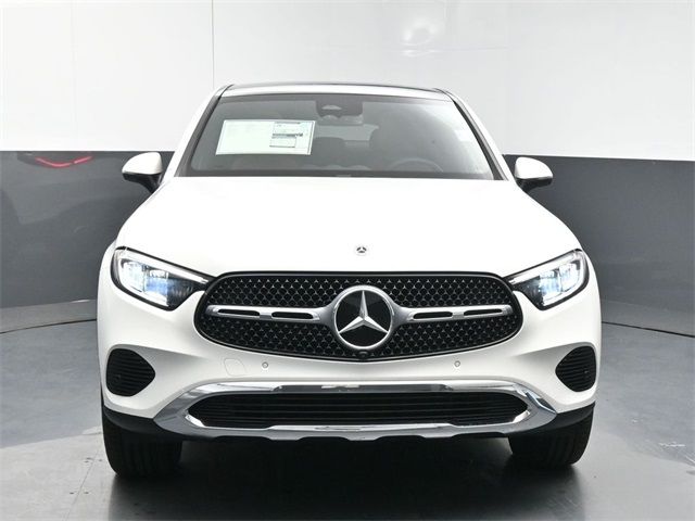 2025 Mercedes-Benz GLC 300