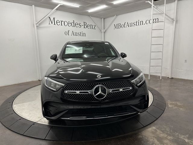 2025 Mercedes-Benz GLC 300