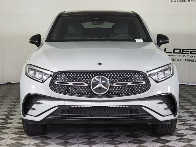 2025 Mercedes-Benz GLC 300