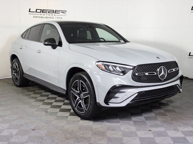 2025 Mercedes-Benz GLC 300