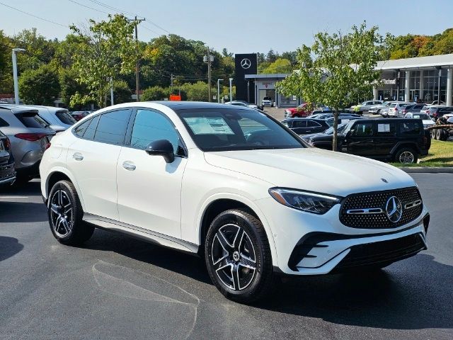 2025 Mercedes-Benz GLC 300