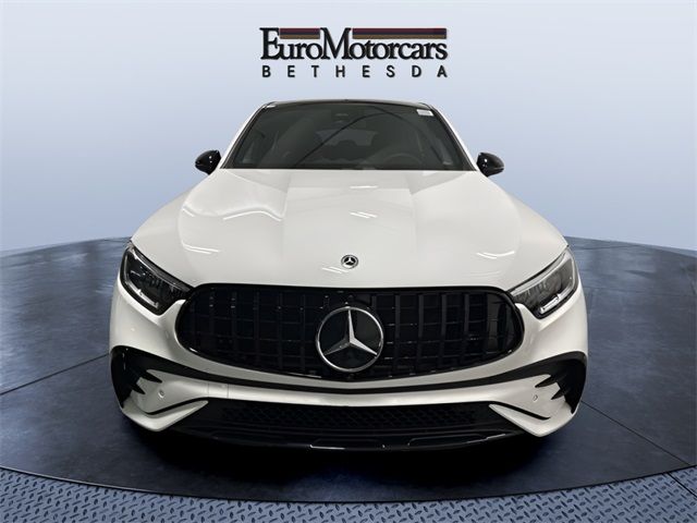 2025 Mercedes-Benz GLC 300