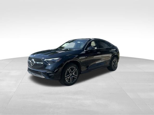 2025 Mercedes-Benz GLC 300