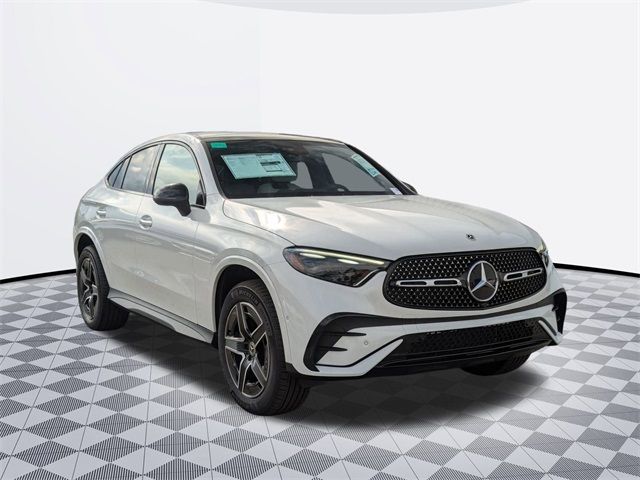 2025 Mercedes-Benz GLC 300