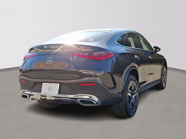 2025 Mercedes-Benz GLC 300