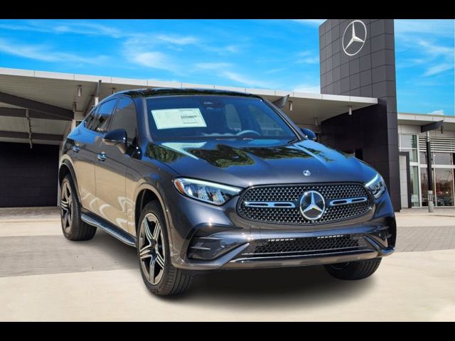 2025 Mercedes-Benz GLC 300