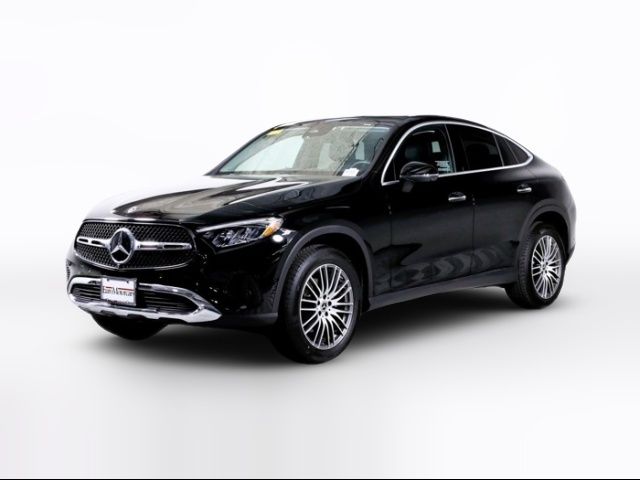 2025 Mercedes-Benz GLC 300