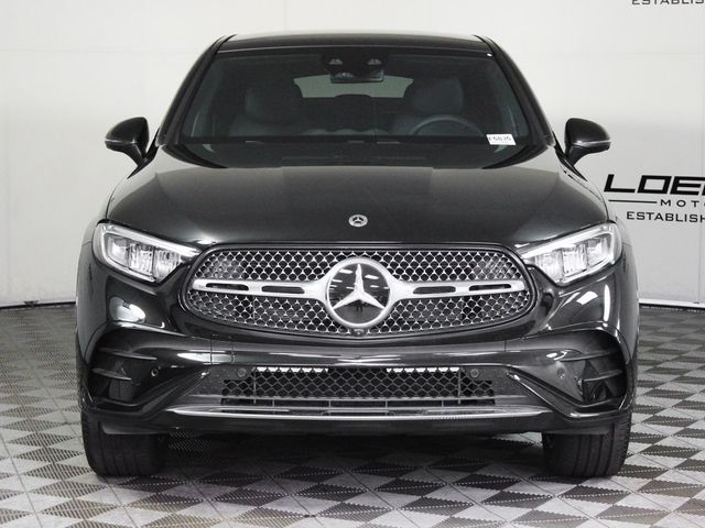 2025 Mercedes-Benz GLC 300