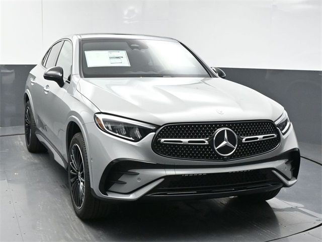 2025 Mercedes-Benz GLC 300