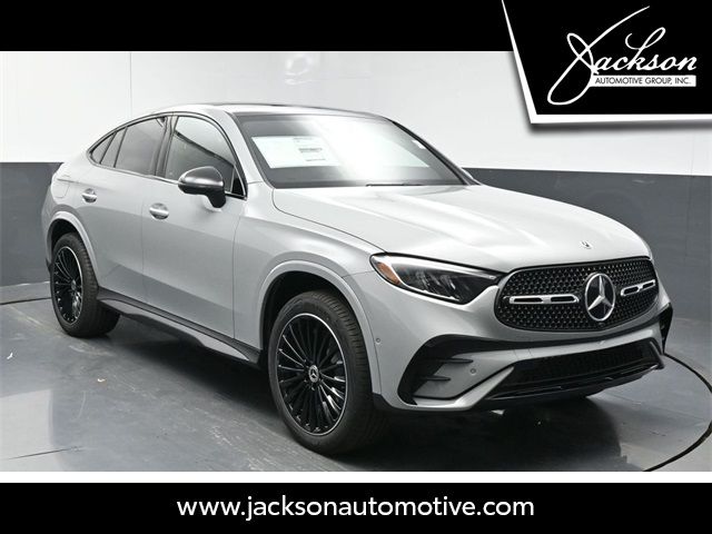 2025 Mercedes-Benz GLC 300