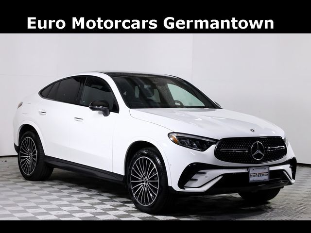 2025 Mercedes-Benz GLC 300
