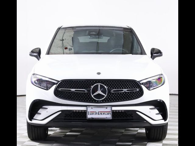 2025 Mercedes-Benz GLC 300