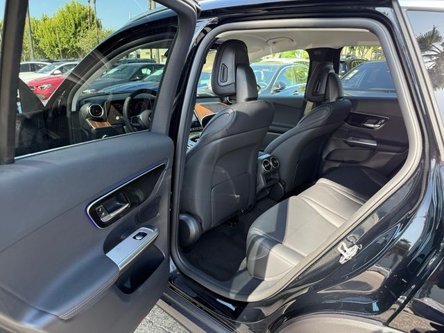 2025 Mercedes-Benz GLC 350e