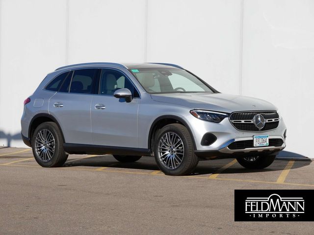 2025 Mercedes-Benz GLC 300