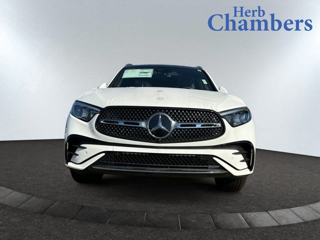 2025 Mercedes-Benz GLC 300