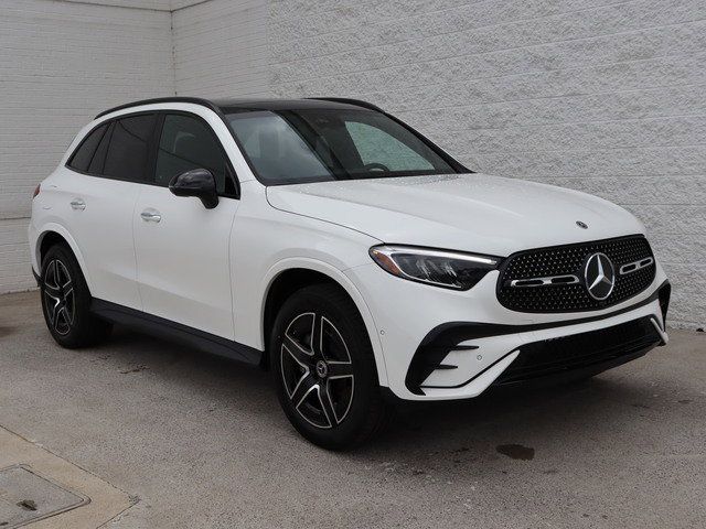 2025 Mercedes-Benz GLC 300