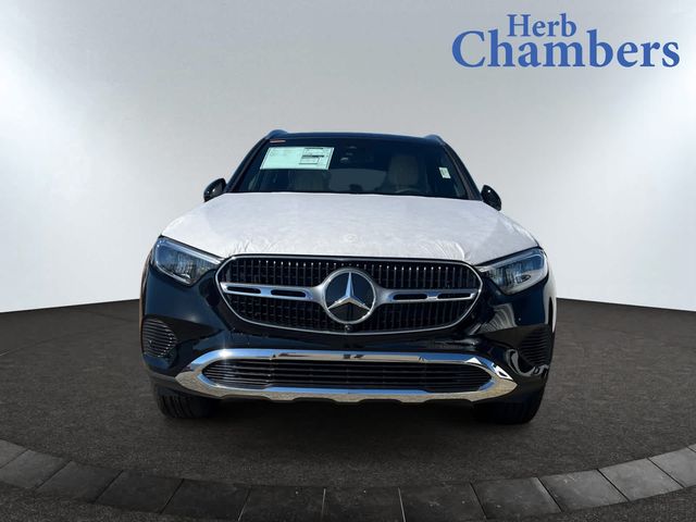 2025 Mercedes-Benz GLC 300