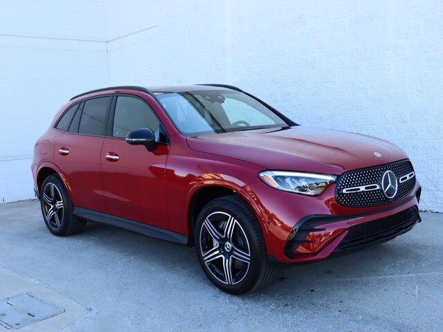 2025 Mercedes-Benz GLC 300