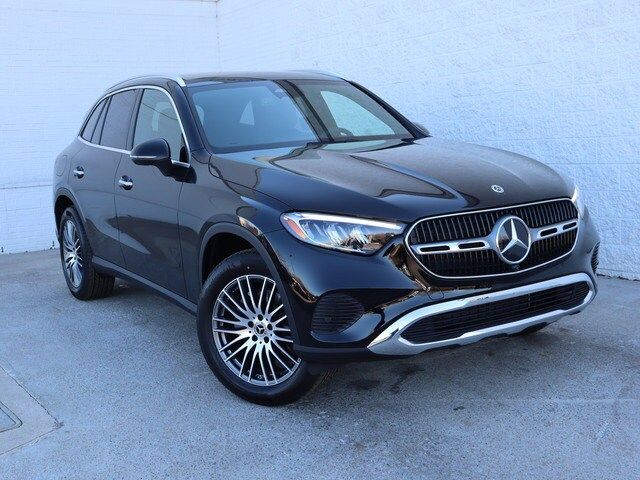 2025 Mercedes-Benz GLC 300