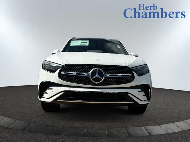 2025 Mercedes-Benz GLC 300