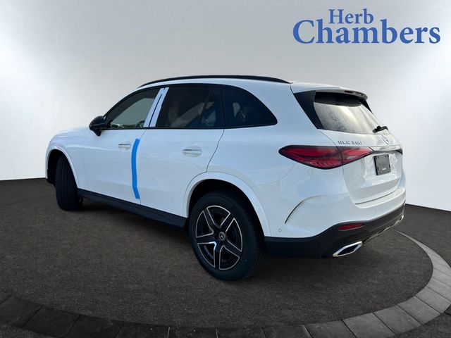 2025 Mercedes-Benz GLC 300