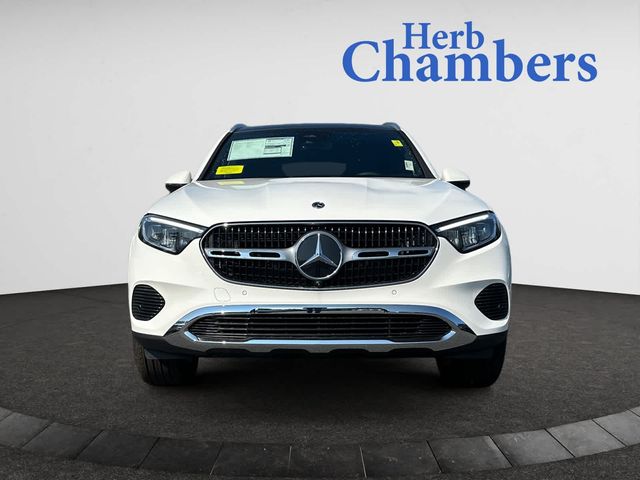 2025 Mercedes-Benz GLC 300