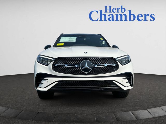 2025 Mercedes-Benz GLC 300