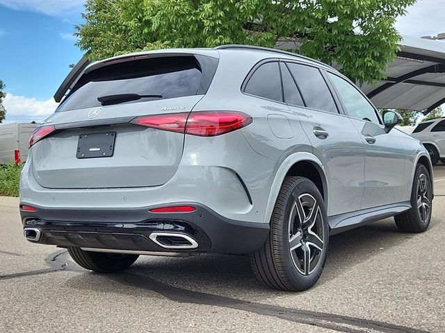 2025 Mercedes-Benz GLC 300