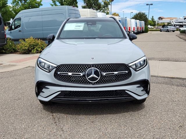 2025 Mercedes-Benz GLC 300