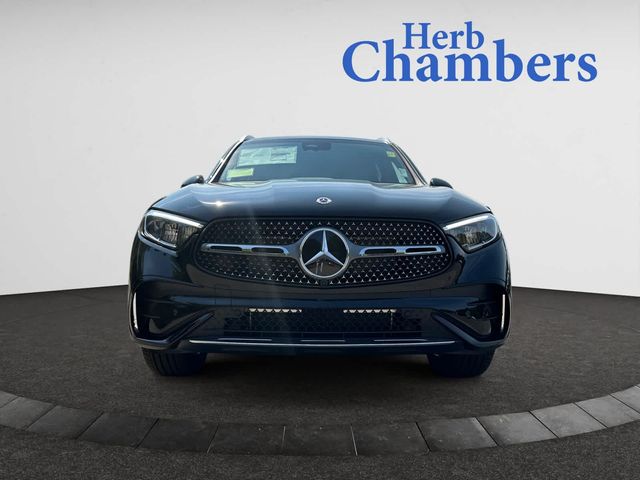 2025 Mercedes-Benz GLC 300