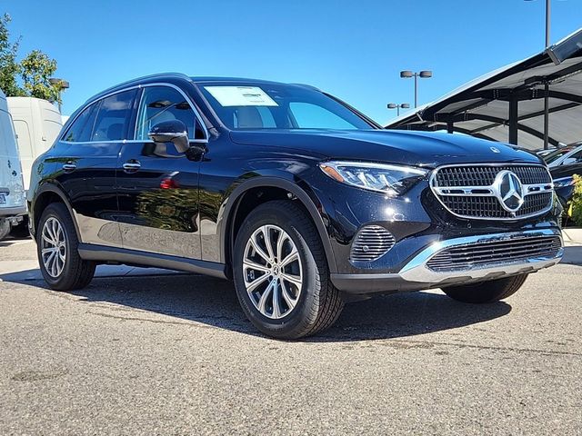 2025 Mercedes-Benz GLC 300