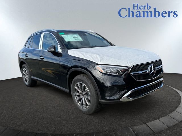 2025 Mercedes-Benz GLC 300