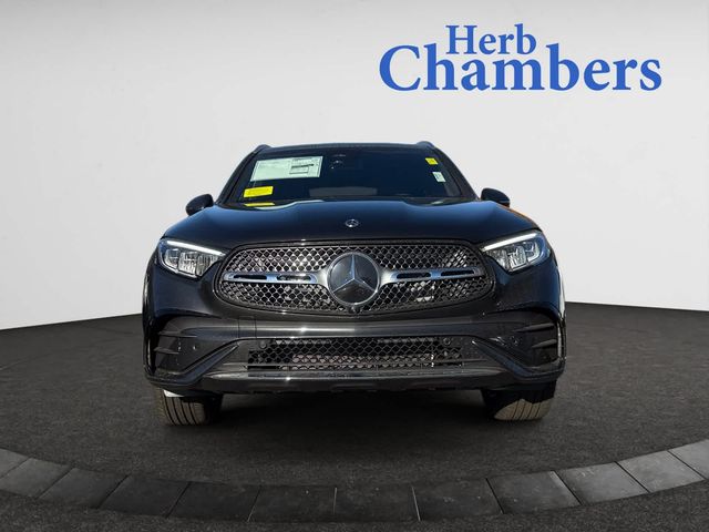 2025 Mercedes-Benz GLC 300