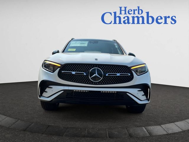 2025 Mercedes-Benz GLC 300