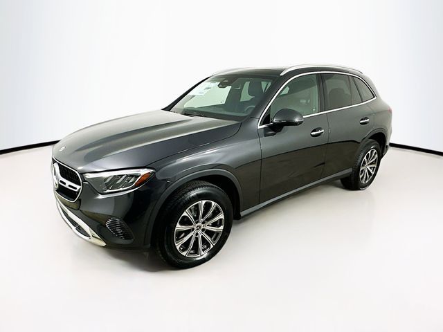 2025 Mercedes-Benz GLC 300