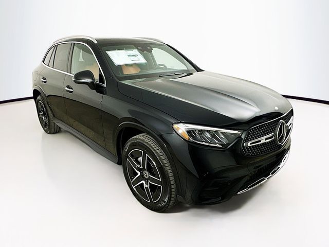 2025 Mercedes-Benz GLC 300