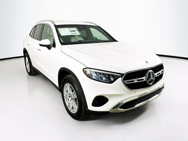 2025 Mercedes-Benz GLC 300