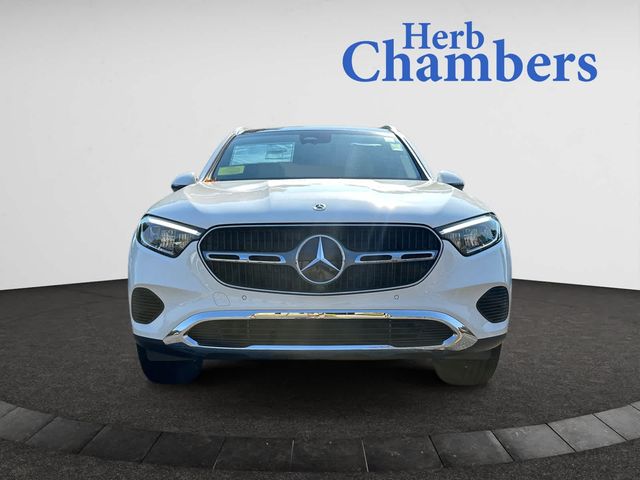 2025 Mercedes-Benz GLC 300