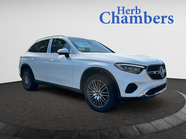 2025 Mercedes-Benz GLC 300