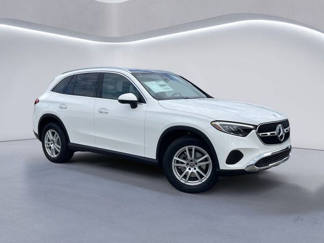 2025 Mercedes-Benz GLC 300