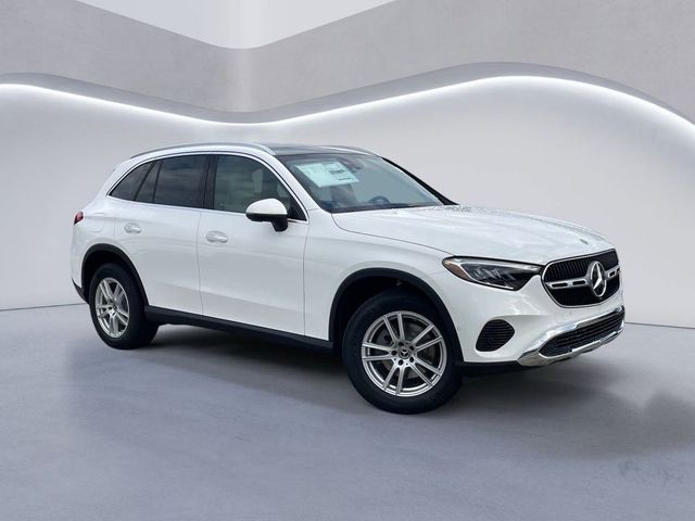 2025 Mercedes-Benz GLC 300