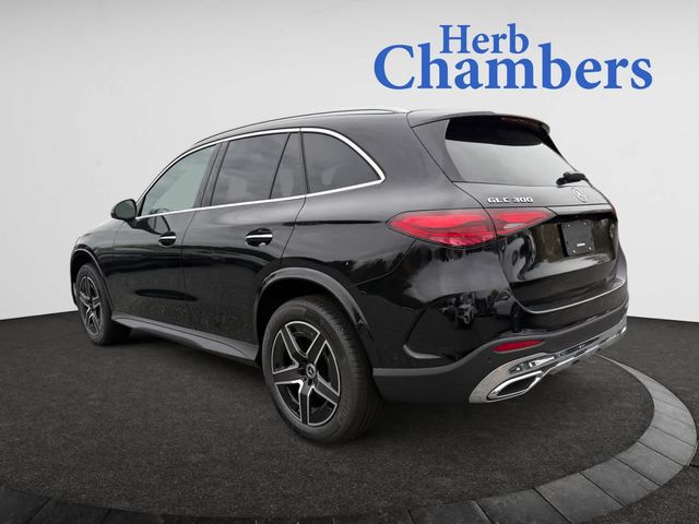 2025 Mercedes-Benz GLC 300