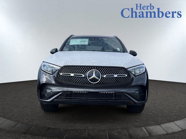 2025 Mercedes-Benz GLC 300