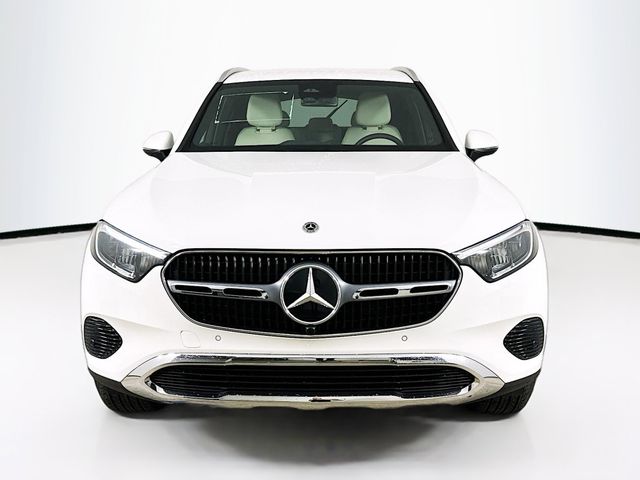 2025 Mercedes-Benz GLC 300