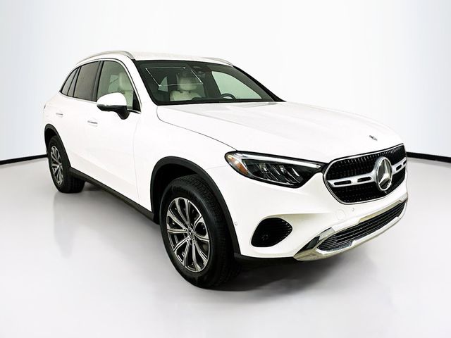 2025 Mercedes-Benz GLC 300