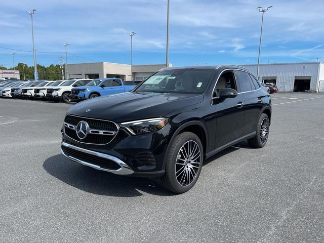 2025 Mercedes-Benz GLC 300