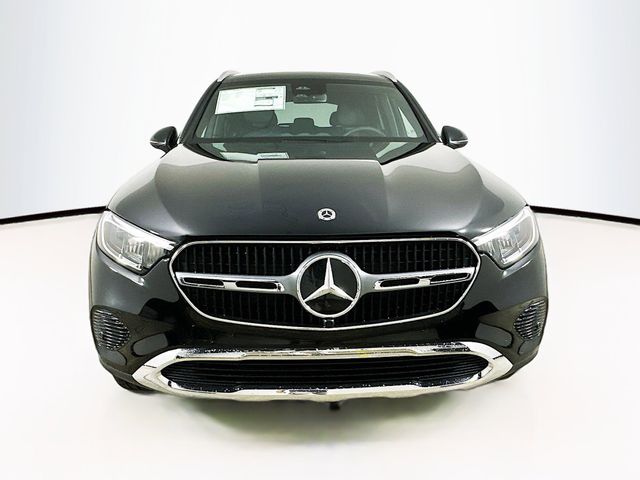 2025 Mercedes-Benz GLC 300